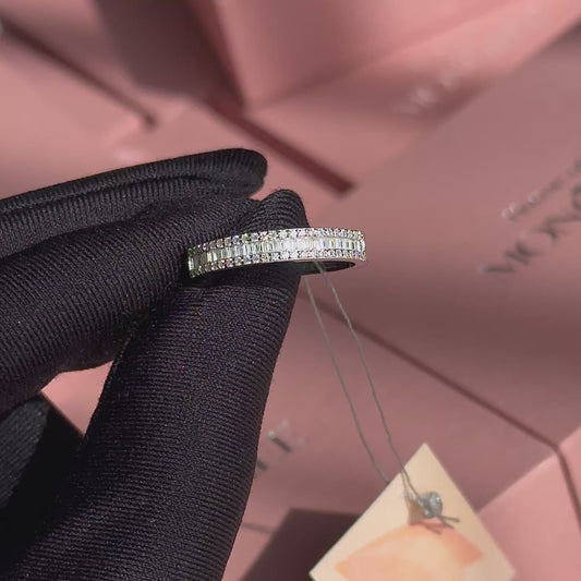 Hõbesõrmus moissaniitidega „Triple Diamond“