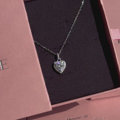 Hõbedane kaelakett südame ja moissaniidiga „Fleur“